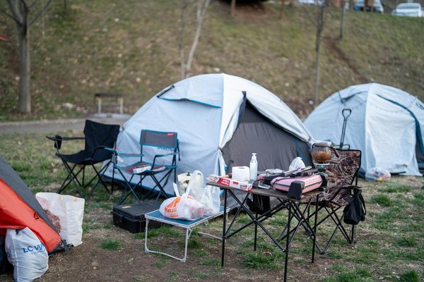 Où trouver une location de vacances en Toscane avec des cours de cuisine et des randonnées guidées?